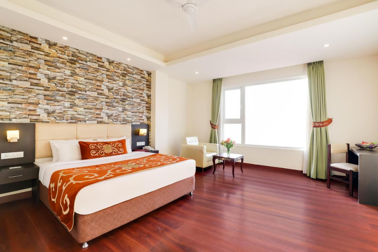 Premium Double Room - Book and get exclusive deals